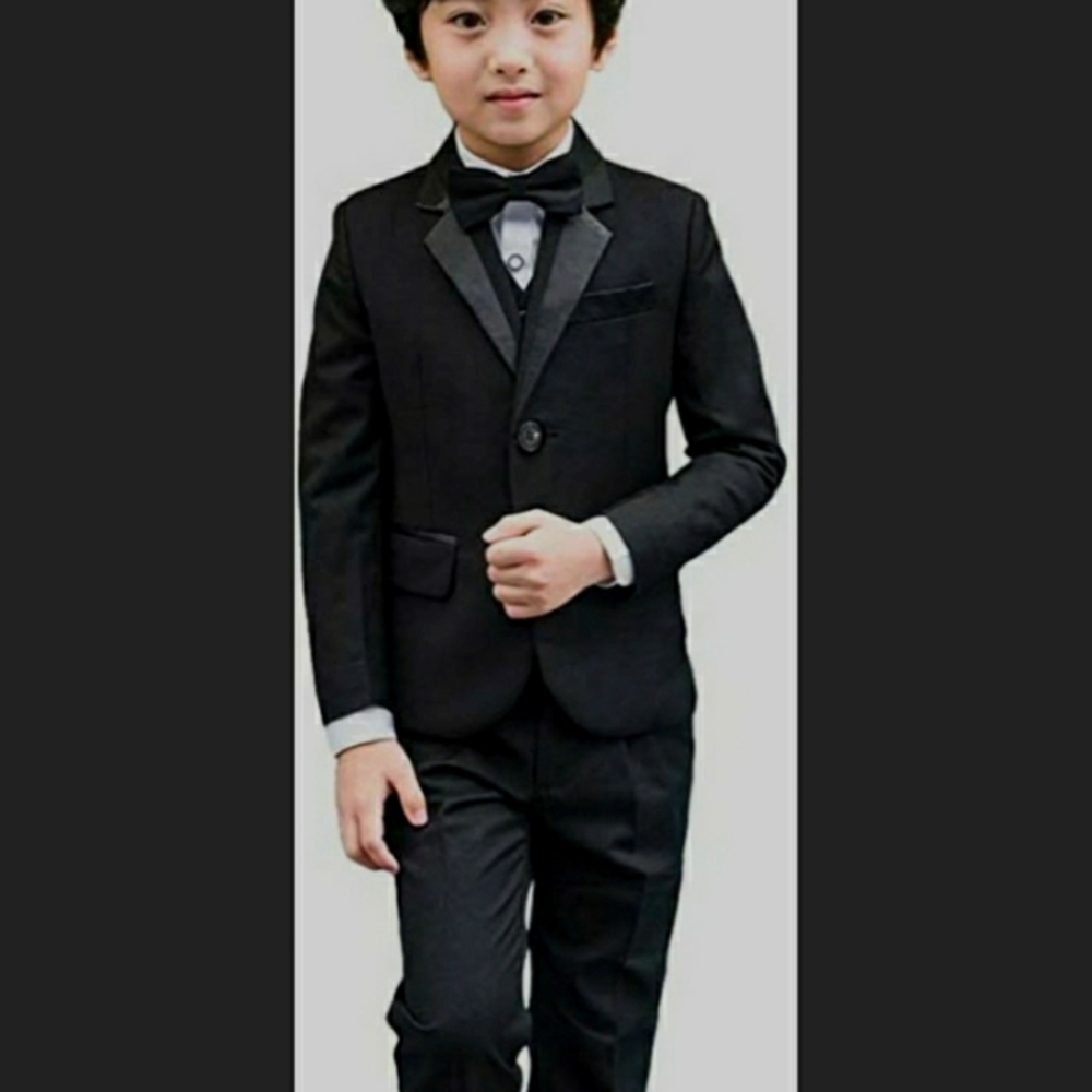 Size 5 boys tuxedo